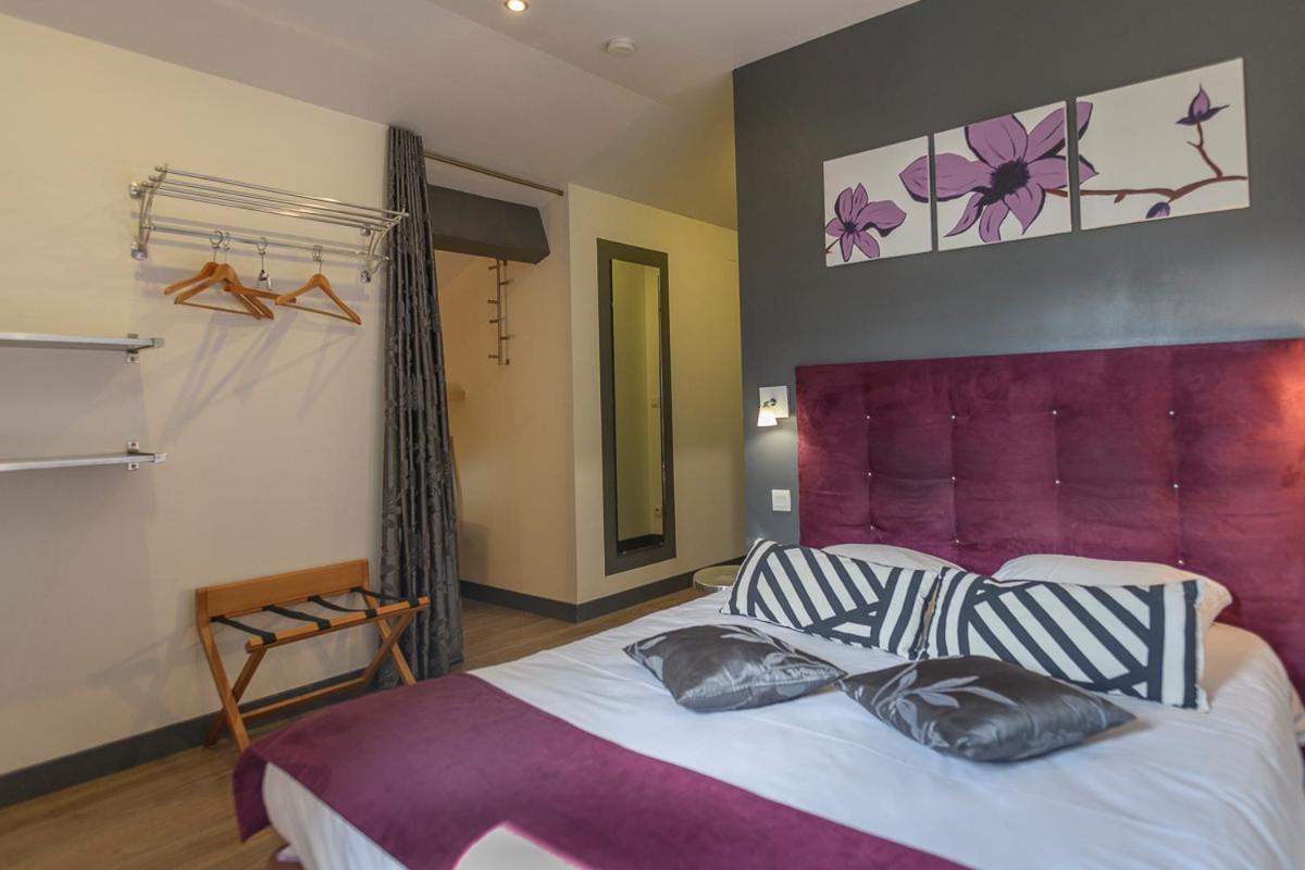 Logis Hotel Restaurant Le Castel Fleuri Saint-Jean-en-Royans Dış mekan fotoğraf
