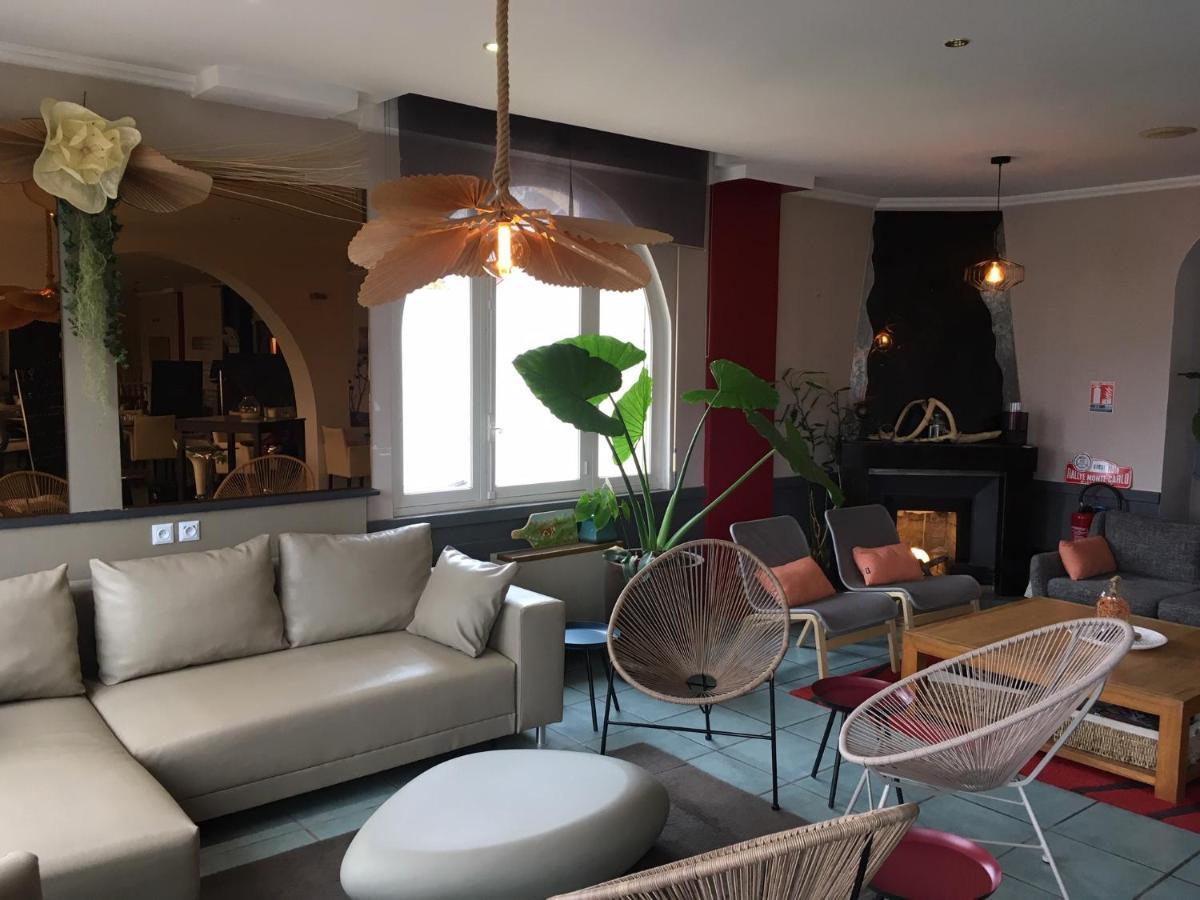 Logis Hotel Restaurant Le Castel Fleuri Saint-Jean-en-Royans Dış mekan fotoğraf